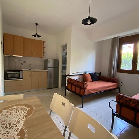 Georgoudi Apartments นิกิติ ภายนอก รูปภาพ