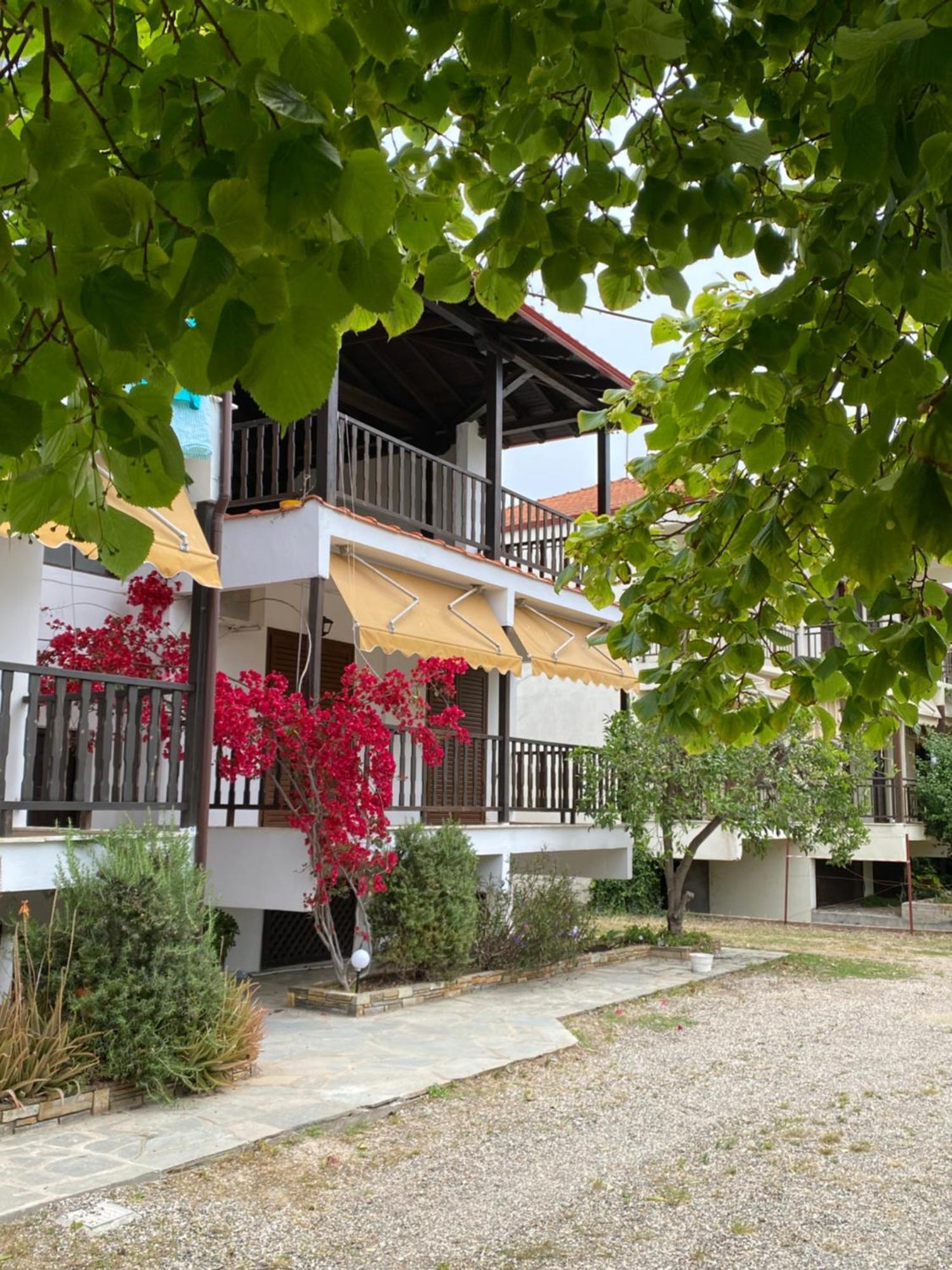 Georgoudi Apartments นิกิติ ภายนอก รูปภาพ