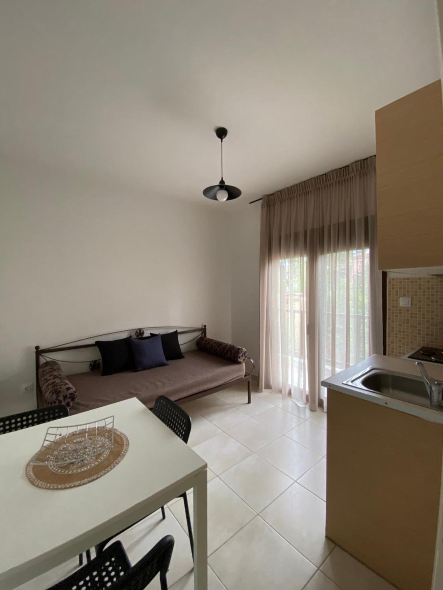 Georgoudi Apartments นิกิติ ภายนอก รูปภาพ