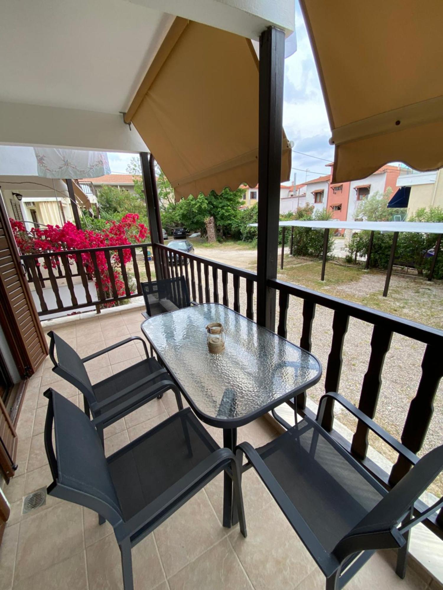 Georgoudi Apartments นิกิติ ภายนอก รูปภาพ